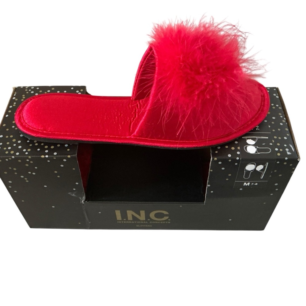 I.N.K International Concepts Red satin pom Slippers size 7-8